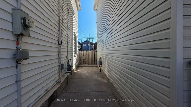 Additional image 4 of 24 Cheever St