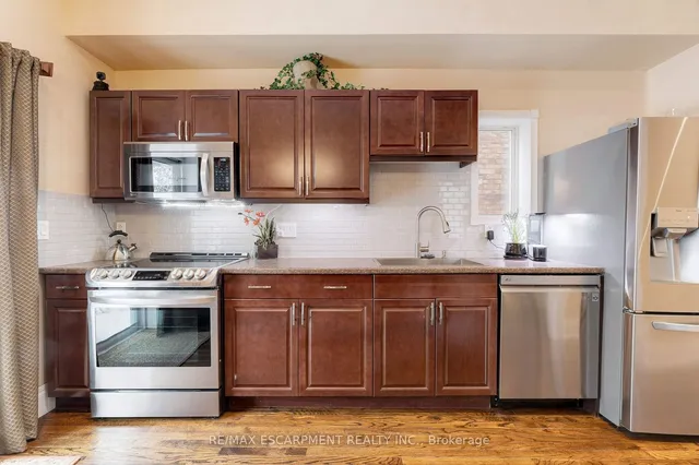 Additional image 17 of 80 Alanson St