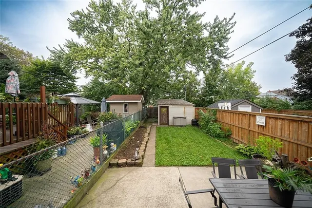 Additional image 23 of 125 CAVELL Ave