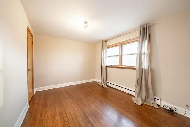 Additional image 22 of 63 DEERHURST Rd