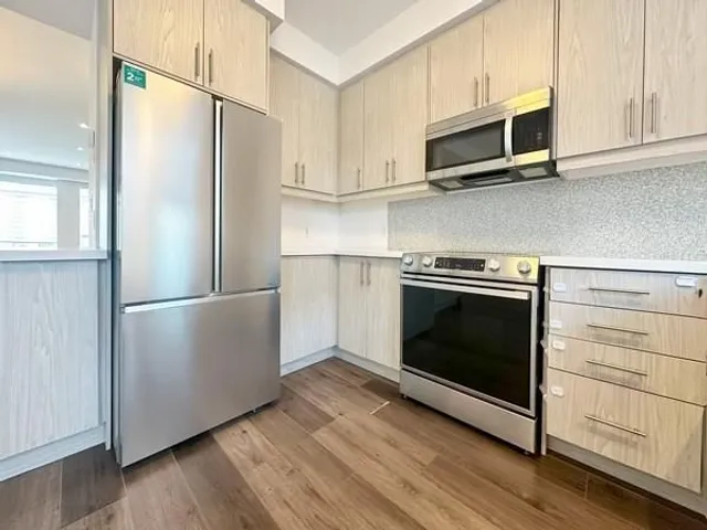 Additional image 21 of 61 SOHO STREET St Unit 70