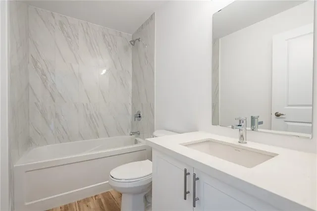 Additional image 21 of 470 DUNDAS St Unit 902