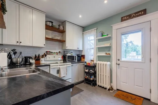 Additional image 24 of 81 DUNSMURE Rd