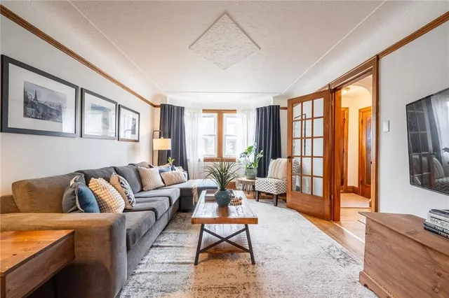 Additional image 6 of 305 WEXFORD Ave