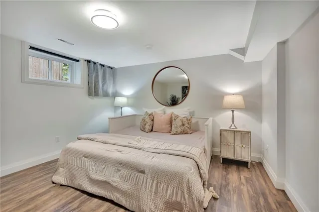 Additional image 21 of 240 PARKSIDE Dr