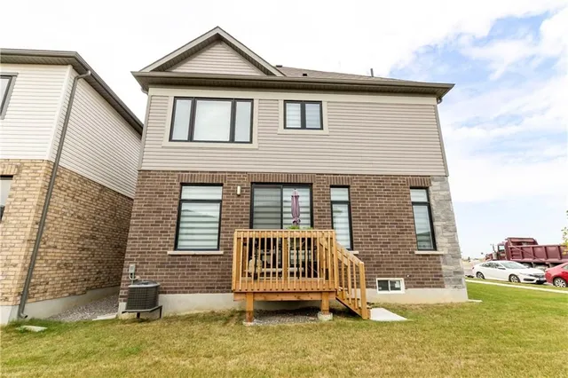 Additional image 6 of 3 YALE DRIVE Dr