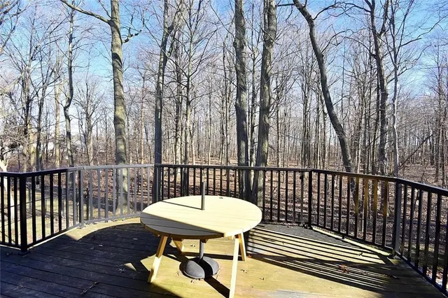 Additional image 45 of 59 HOLIMONT Crt