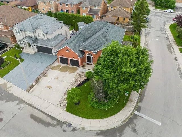 Additional image 3 of 102 DONNICI Dr