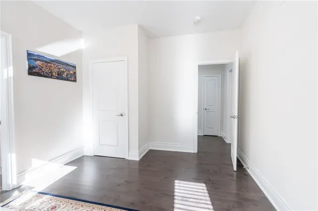 Additional image 22 of 39 AVANTI Cres