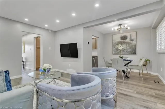 Additional image 16 of 6 Congress Cres