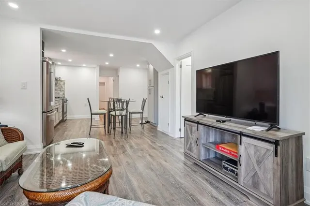 Additional image 15 of 146 Catharine St