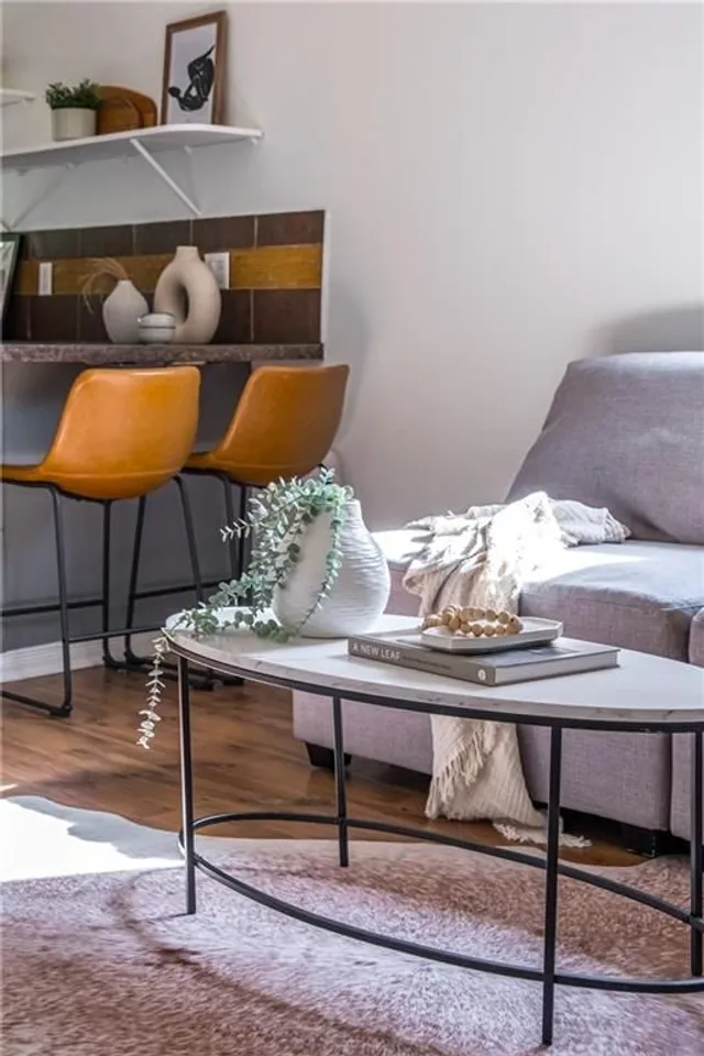 Additional image 13 of 235 YOUNG St