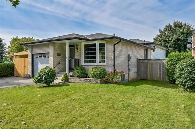 Additional image 4 of 5 RIDELL Cres