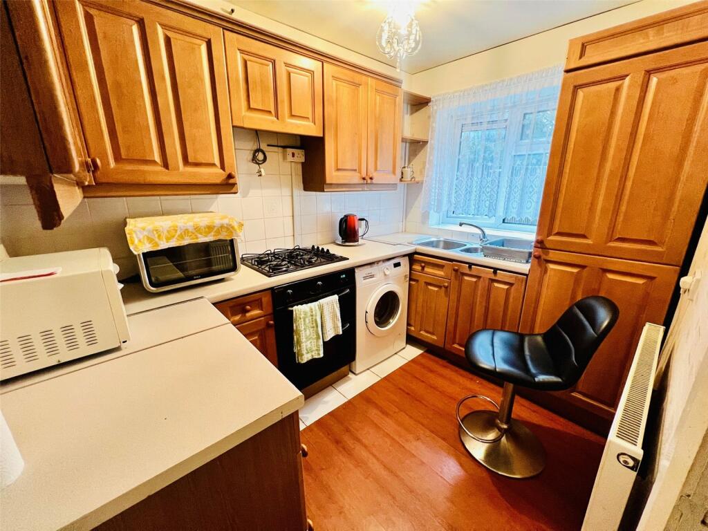 Additional image 2 of Mapleton Grove, Birmingham, West Midlands, B28