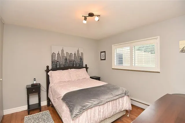 Additional image 16 of 1066 FENNELL Ave