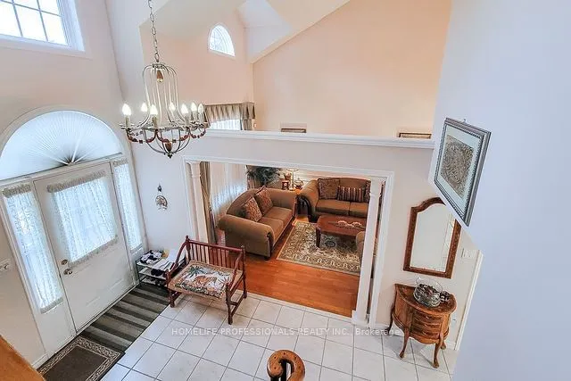 Additional image 13 of 88 Cabriolet Cres