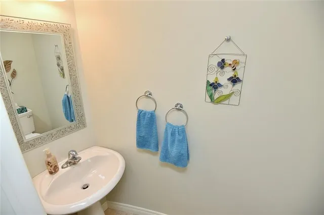 Additional image 20 of 8 CARMICHAEL Trail