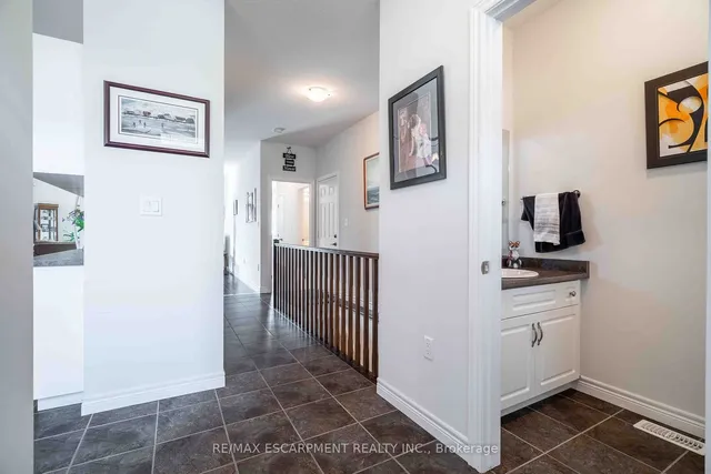 Additional image 6 of 8 Hillgartner Lane