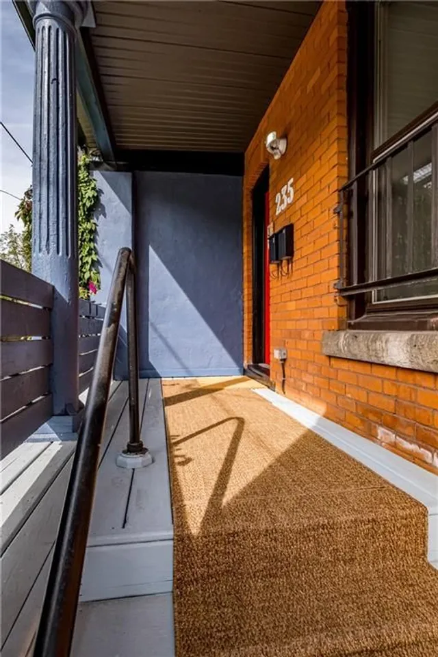 Additional image 3 of 235 YOUNG St