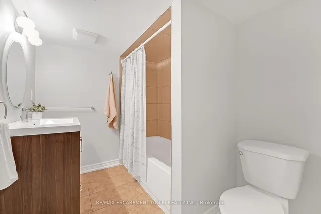 Additional image 19 of 47 Burlington St