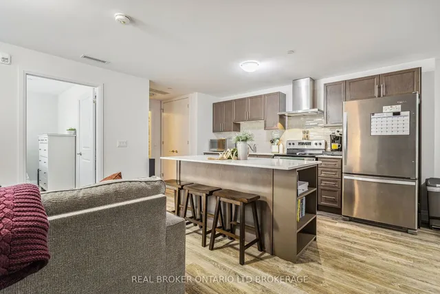 Additional image 19 of 1 REDFERN Ave Unit 220