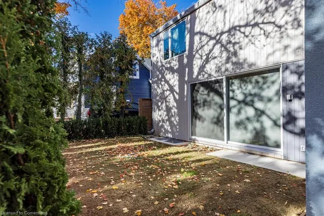 Additional image 41 of 315 Park St