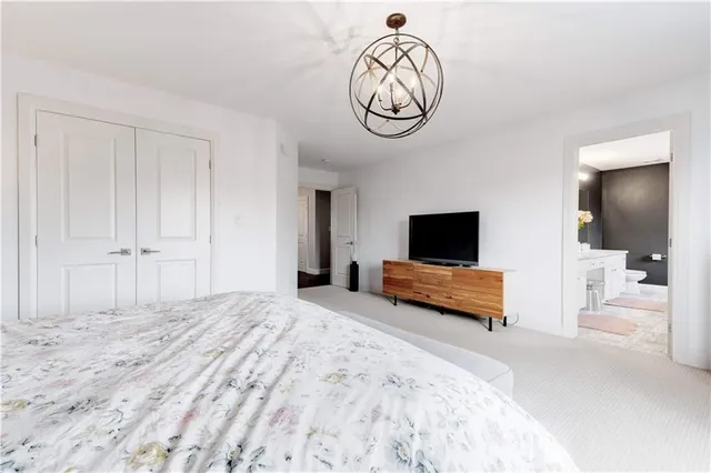 Additional image 21 of 66 SEXTON Cres