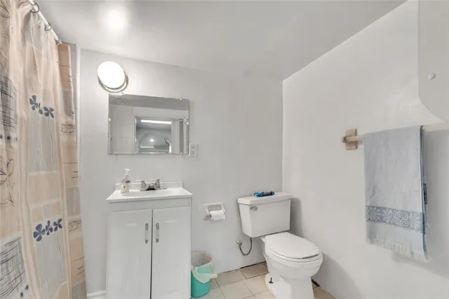 Additional image 27 of 260 BAY St