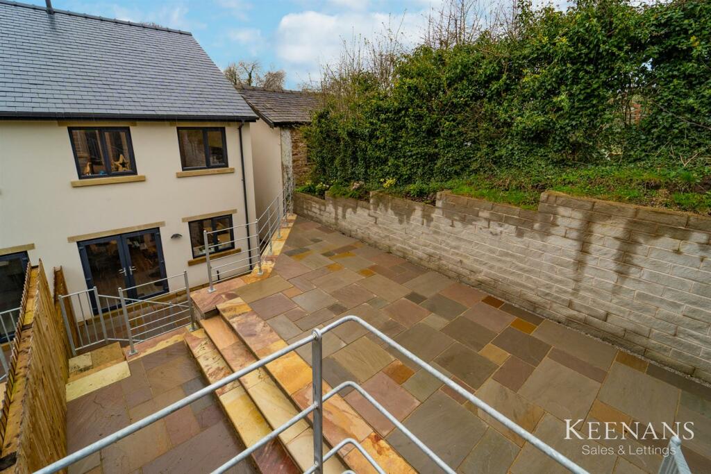 Additional image 48 of Victoria Terrace, Mellor