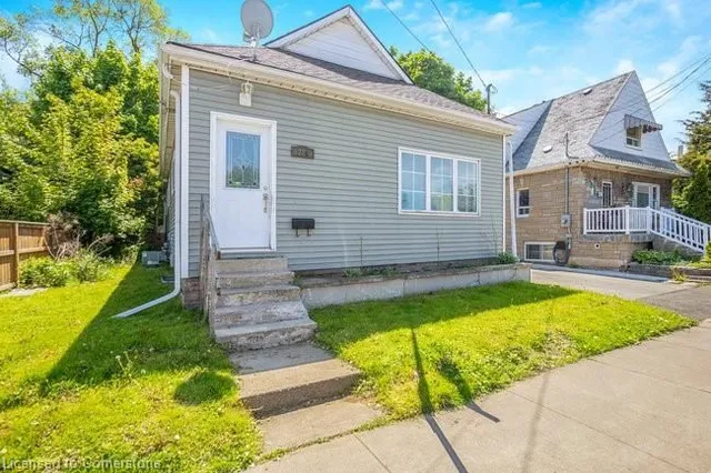 Additional image 2 of 224 Brucedale Ave