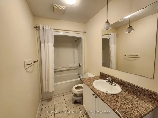 Additional image 9 of 135 James St Unit 12