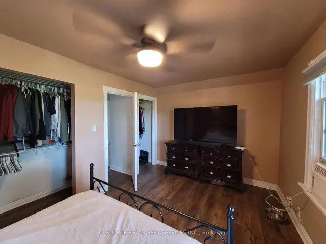 Additional image 15 of 30 Mars Ave