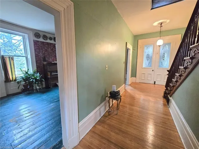 Additional image 20 of 340 Dundas St