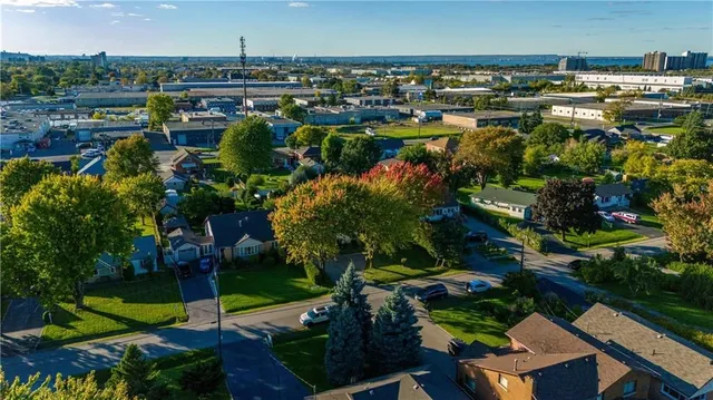 Additional image 39 of 329 MARGARET Ave