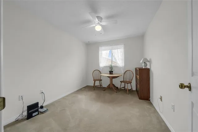Additional image 30 of 84 FRANCES Ave