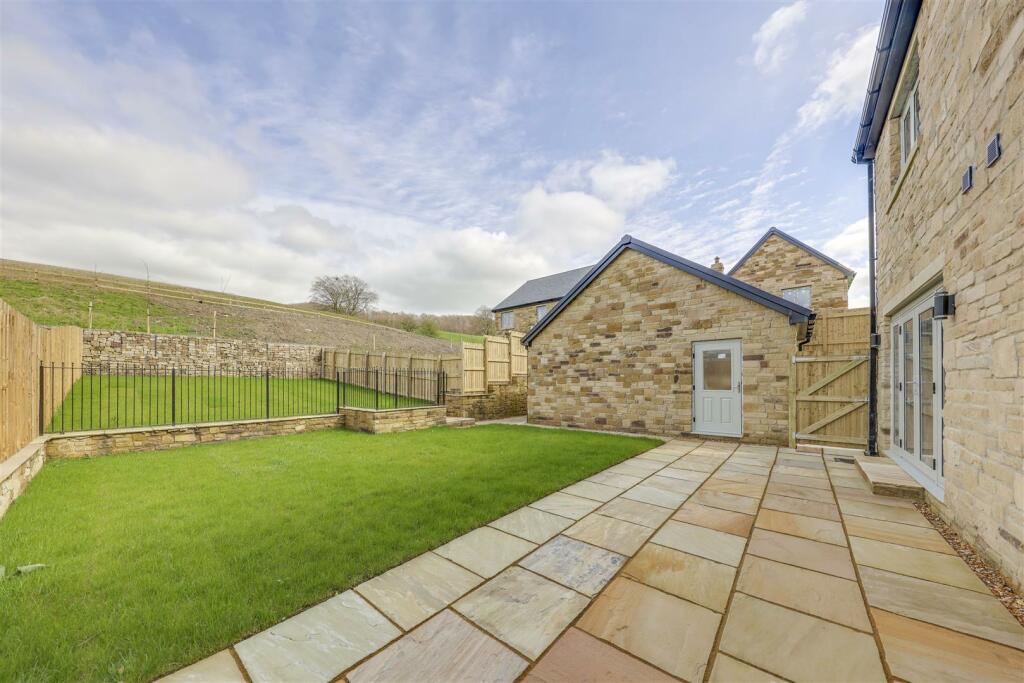 Additional image 5 of Meadow Edge Close, Higher Cloughfold, Rossendale, Lancashire