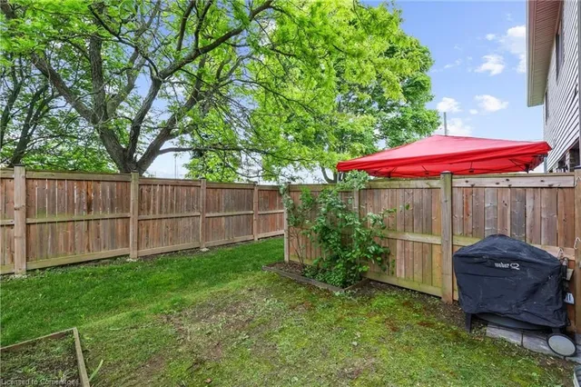 Additional image 38 of 377 Glancaster Rd Unit 3