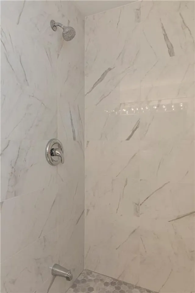 Additional image 37 of 564 ABERDEEN Ave