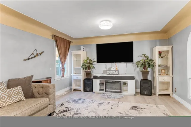 Additional image 15 of 118 Second St