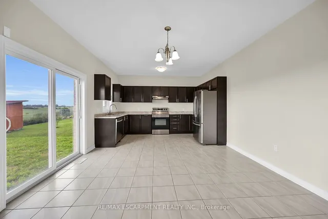 Additional image 14 of 408 Dalgleish Tr