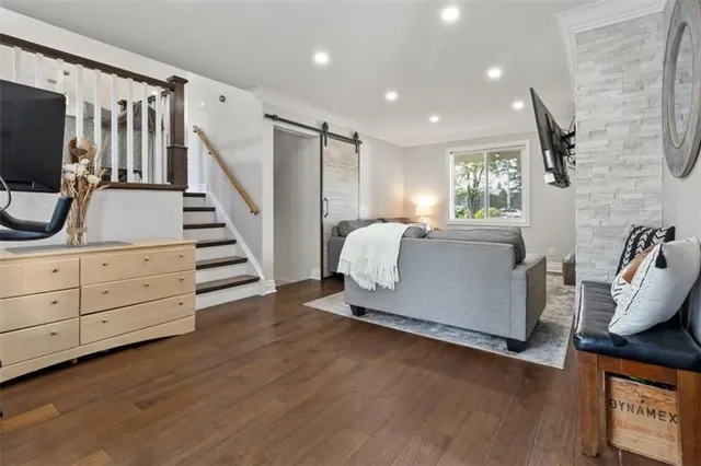 Additional image 29 of 2 CAREY St