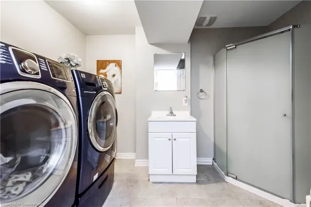 Additional image 15 of 21 Pebble Valley Ave