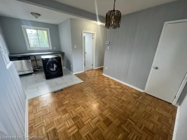 Additional image 9 of 359.5 Strathearne Ave