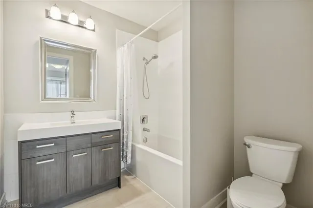 Additional image 20 of 150 Main Street West Unit 805