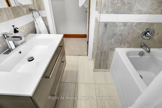 Additional image 40 of 65 London St