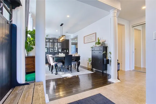 Additional image 6 of 261 MONTREAL Cir