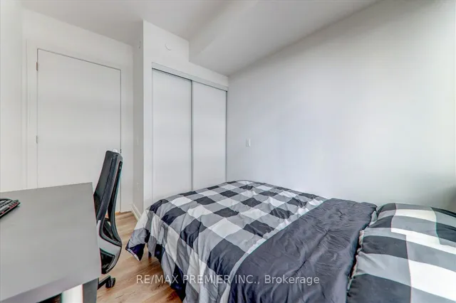 Additional image 19 of 1 Jarvis St Unit 624