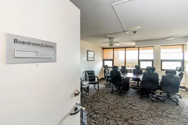 Additional image 35 of 75 QUEEN St Unit 507