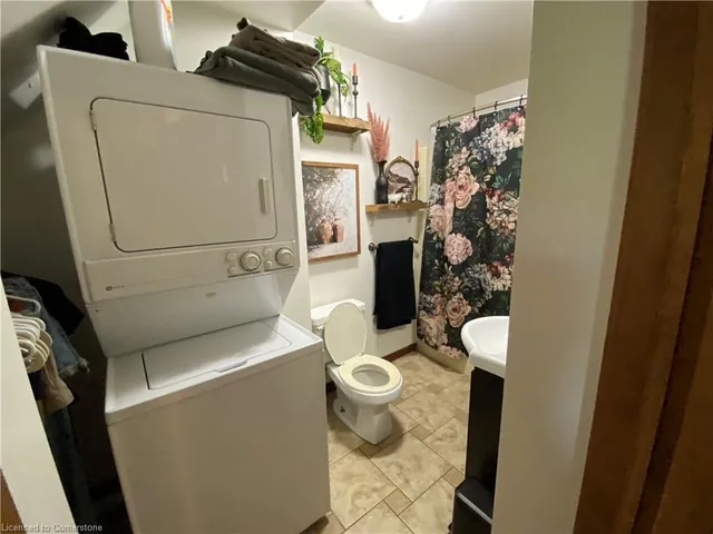 Additional image 42 of 714 Fiddlers Green Rd