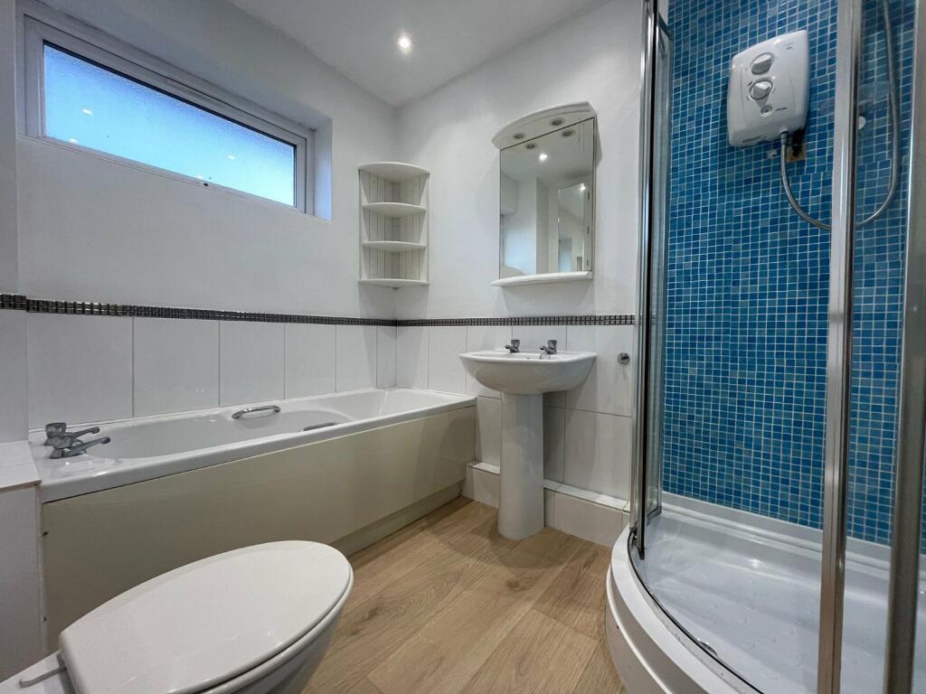 Additional image 8 of Caldwell Grove, Solihull, West Midlands, B91